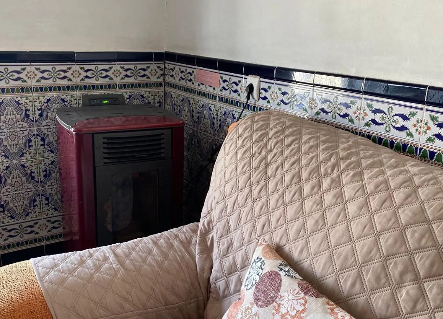 Casa Rural Balcones De Setenil Setenil De Las Bodegas Tatil Evi